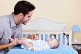 Mách các bố bí quyết khiến con trai “nghiện mình” từ ngày chập chững biết đi Mách các bố bí quyết khiến con trai “nghiện mình” từ ngày chập chững biết đi