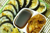 4 bước làm món kimbap Hàn Quốc tuyệt ngon 4 bước làm món kimbap Hàn Quốc tuyệt ngon
