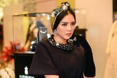 Những lần vung tiền tỷ gây sốc của Lý Nhã Kỳ Những lần vung tiền tỷ gây sốc của Lý Nhã Kỳ