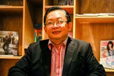 “Tôi đã cưới cô ấy như thế đấy” “Tôi đã cưới cô ấy như thế đấy”