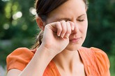 Vì sao thường xuyên bị nháy mắt? Vì sao thường xuyên bị nháy mắt?