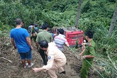 Lời kể của nhân chứng vụ xe khách rơi xuống vực Lời kể của nhân chứng vụ xe khách rơi xuống vực