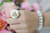 Chị em đang bị hủy hoại sức khỏe từ phụ kiện thời trang giá rẻ Chị em đang bị hủy hoại sức khỏe từ phụ kiện thời trang giá rẻ