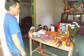 Theo mẹ đi gặt lúa, bé gái 3 tuổi chết đuối thương tâm Theo mẹ đi gặt lúa, bé gái 3 tuổi chết đuối thương tâm