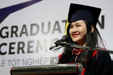 Bài phát biểu xúc động của thủ khoa mồ côi cha mẹ Bài phát biểu xúc động của thủ khoa mồ côi cha mẹ