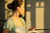 Trả thù chồng ngoại tình bằng cách yêu bản thân mình hơn Trả thù chồng ngoại tình bằng cách yêu bản thân mình hơn