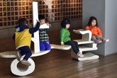 Kinh sợ sách thơ "ăn thịt mẹ" Kinh sợ sách thơ "ăn thịt mẹ"