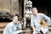 Diễn viên Tự Long: “Tôi thiếu thốn tình cảm cha mẹ từ nhỏ” Diễn viên Tự Long: “Tôi thiếu thốn tình cảm cha mẹ từ nhỏ”