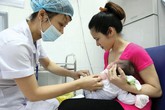 Trên 5.000 trẻ được tiêm vaccine Quinvaxem đảm bảo an toàn Trên 5.000 trẻ được tiêm vaccine Quinvaxem đảm bảo an toàn