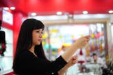 Hoa hậu Ngọc Hân "đụng độ" người đẹp của "Hoa cỏ may" Hoa hậu Ngọc Hân "đụng độ" người đẹp của "Hoa cỏ may"