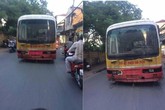 Sự thật ảnh “xe buýt ma” không người lái trên đường phố Hà Nội Sự thật ảnh “xe buýt ma” không người lái trên đường phố Hà Nội