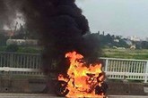 Xe đạp điện bất ngờ phát nổ, nữ sinh trọng thương Xe đạp điện bất ngờ phát nổ, nữ sinh trọng thương