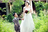 Tình yêu của chàng lùn với cô gái xinh đẹp Tình yêu của chàng lùn với cô gái xinh đẹp