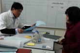 Sinh con nhờ... nước tiểu của chồng Sinh con nhờ... nước tiểu của chồng