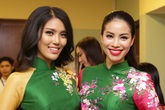 Phạm Hương, Lan Khuê đọ sắc trong cùng một show diễn Phạm Hương, Lan Khuê đọ sắc trong cùng một show diễn