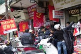 Ma trận hàng “Sale off” gây sốc ngày cận Tết Ma trận hàng “Sale off” gây sốc ngày cận Tết