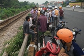 Bị đâm tử vong vì không chịu tránh đường tàu hoả Bị đâm tử vong vì không chịu tránh đường tàu hoả