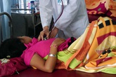 4 anh em bị sét đánh khi đang ăn cơm 4 anh em bị sét đánh khi đang ăn cơm