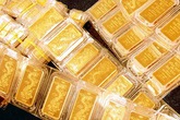 Vàng miếng SJC một chữ tiếp tục được mua bán bình thường Vàng miếng SJC một chữ tiếp tục được mua bán bình thường