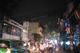 Cần cẩu một dự án ở Hà Nội gãy đổ đè vào nhà dân Cần cẩu một dự án ở Hà Nội gãy đổ đè vào nhà dân