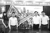 Phó Chủ tịch nước gửi lẵng hoa chúc mừng Báo GĐ&XH Phó Chủ tịch nước gửi lẵng hoa chúc mừng Báo GĐ&XH