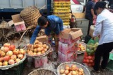 Tiết lộ rợn người của chủ buôn hoa quả Trung Quốc 15 năm Tiết lộ rợn người của chủ buôn hoa quả Trung Quốc 15 năm
