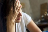 Màn say xỉn của con rể tương lai khiến bố mẹ vợ ngán ngẩm Màn say xỉn của con rể tương lai khiến bố mẹ vợ ngán ngẩm