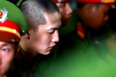 Nguyễn Hải Dương: 'Bị cáo cầm dao bắt Tiến làm theo' Nguyễn Hải Dương: 'Bị cáo cầm dao bắt Tiến làm theo'