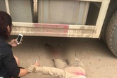 Người phụ nữ mang bầu 7 tháng bị xe tải cán nát 2 chân và không giữ được con Người phụ nữ mang bầu 7 tháng bị xe tải cán nát 2 chân và không giữ được con