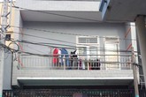 Đôi nam nữ ôm nhau cháy như đuốc trong phòng trọ Đôi nam nữ ôm nhau cháy như đuốc trong phòng trọ