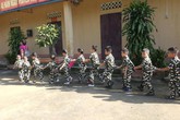 Một ngày “nhập ngũ” của các chú bộ đội tí hon Một ngày “nhập ngũ” của các chú bộ đội tí hon