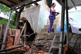 Xóm ngủ không dám chốt cửa vì sợ nhà sập Xóm ngủ không dám chốt cửa vì sợ nhà sập