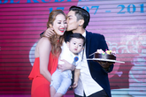 Yêu Khánh Thi, Phan Hiển đã "đáng mặt đàn ông" như thế nào? Yêu Khánh Thi, Phan Hiển đã "đáng mặt đàn ông" như thế nào?
