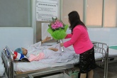 Phẫu thuật cấp cứu 9 ca ngay trong đêm giao thừa Phẫu thuật cấp cứu 9 ca ngay trong đêm giao thừa