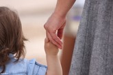 Có được nhận con nuôi nếu giấu thông tin cá nhân người nhận? Có được nhận con nuôi nếu giấu thông tin cá nhân người nhận?