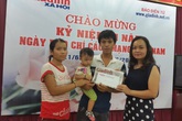 Cháu bé 14 tháng tuổi có nguy cơ mù nốt mắt còn lại Cháu bé 14 tháng tuổi có nguy cơ mù nốt mắt còn lại