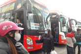 Hà Nội: Hành khách, nhà xe bấn loạn trước yêu cầu điều chỉnh luồng tuyến Hà Nội: Hành khách, nhà xe bấn loạn trước yêu cầu điều chỉnh luồng tuyến