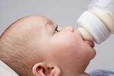 Làm gì khi trẻ dị ứng sữa bò? Làm gì khi trẻ dị ứng sữa bò?