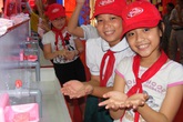 Nhiệt miệng khác với bệnh tay chân miệng thế nào? Nhiệt miệng khác với bệnh tay chân miệng thế nào?
