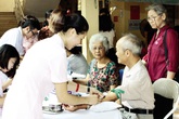 Ứng phó với thách thức già hóa dân số: Hãy lo cho tuổi già ngay từ khi còn trẻ! Ứng phó với thách thức già hóa dân số: Hãy lo cho tuổi già ngay từ khi còn trẻ!