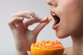 Những sai lầm khi dùng vitamin C thay rau xanh Những sai lầm khi dùng vitamin C thay rau xanh