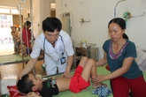 Nắng nóng tại Nghệ An: Gia tăng trẻ viêm não vì biến chứng của bệnh quai bị Nắng nóng tại Nghệ An: Gia tăng trẻ viêm não vì biến chứng của bệnh quai bị
