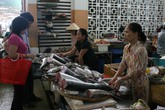 Cách chọn hải sản tươi ngon, an toàn và không nhiễm hóa chất Cách chọn hải sản tươi ngon, an toàn và không nhiễm hóa chất