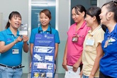 Chăm sóc SKSS-KHHGĐ cho nữ công nhân tại TP HCM: Mô hình nhân văn của ngành Dân số Chăm sóc SKSS-KHHGĐ cho nữ công nhân tại TP HCM: Mô hình nhân văn của ngành Dân số