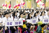 Phụ huynh “phát sốt” vì tỷ lệ chọi vào lớp 10 Phụ huynh “phát sốt” vì tỷ lệ chọi vào lớp 10
