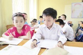 Hà Nội: Phụ huynh có thoát “mùa lạm thu”? Hà Nội: Phụ huynh có thoát “mùa lạm thu”?