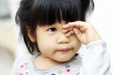 Thường xuyên bị nháy mắt mắc bệnh gì? Thường xuyên bị nháy mắt mắc bệnh gì?