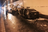 Taxi hãng Thành Công bốc cháy dữ dội trong hầm Hải Vân Taxi hãng Thành Công bốc cháy dữ dội trong hầm Hải Vân