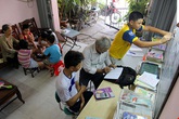 Vợ chồng giáo viên hơn 20 năm dạy miễn phí cho học sinh nghèo Vợ chồng giáo viên hơn 20 năm dạy miễn phí cho học sinh nghèo