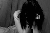 Gã phụ xe dụ dỗ, hiếp dâm bé gái 13 tuổi Gã phụ xe dụ dỗ, hiếp dâm bé gái 13 tuổi